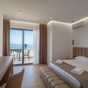 3* Hotell Keos